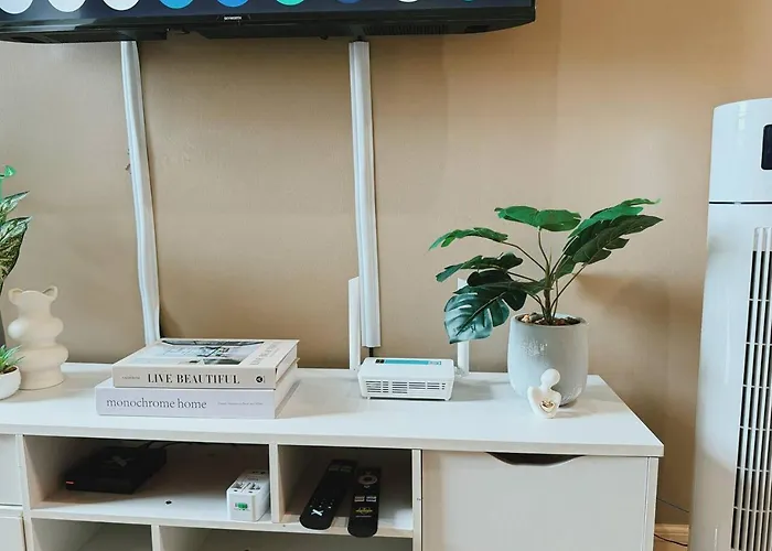 Gramercy Residences Corner 1br By Casa Franz Manila